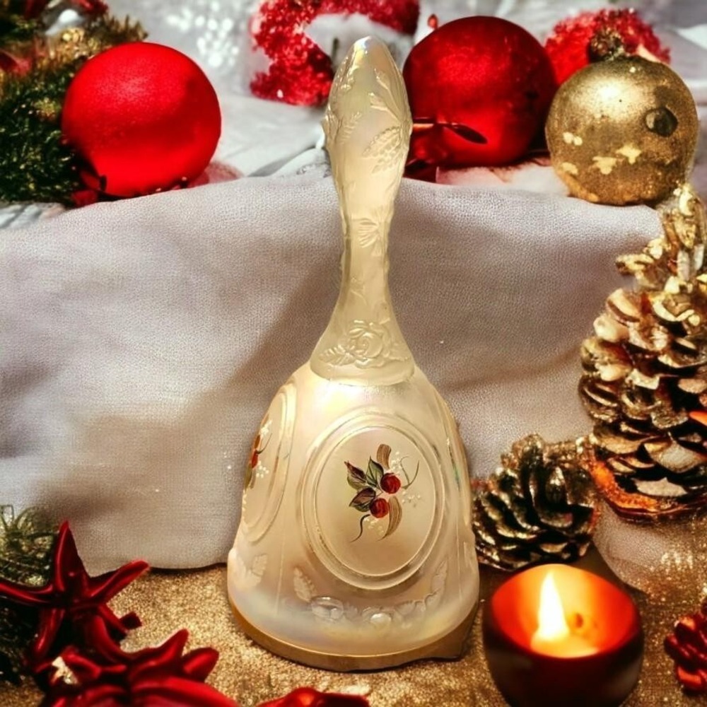 Vintage 1992 Fenton Clear Iridescent Handpainted By P. Lauderman Snowberry Bell